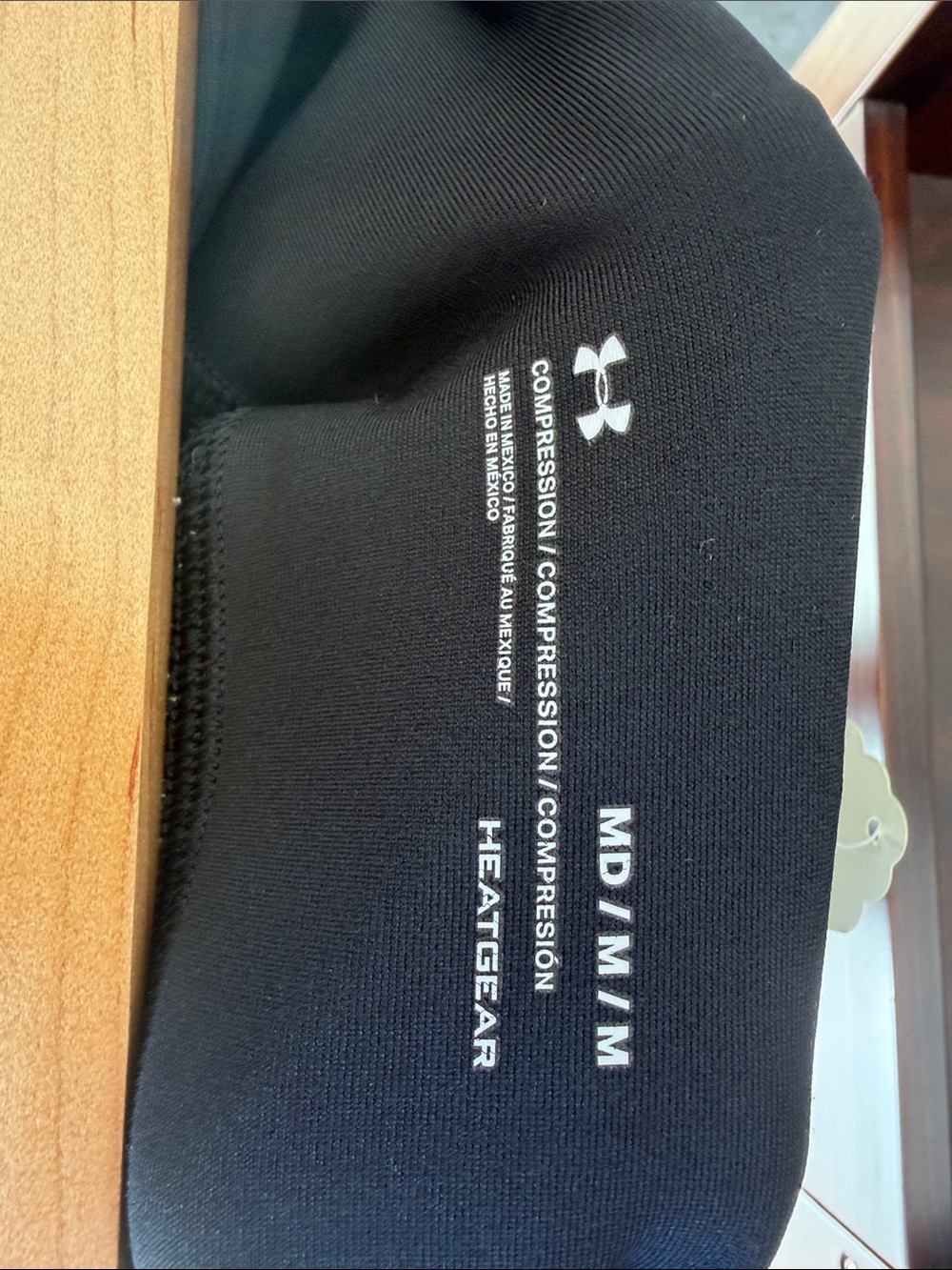 Under armor compression leggings - Picture 2 of 3